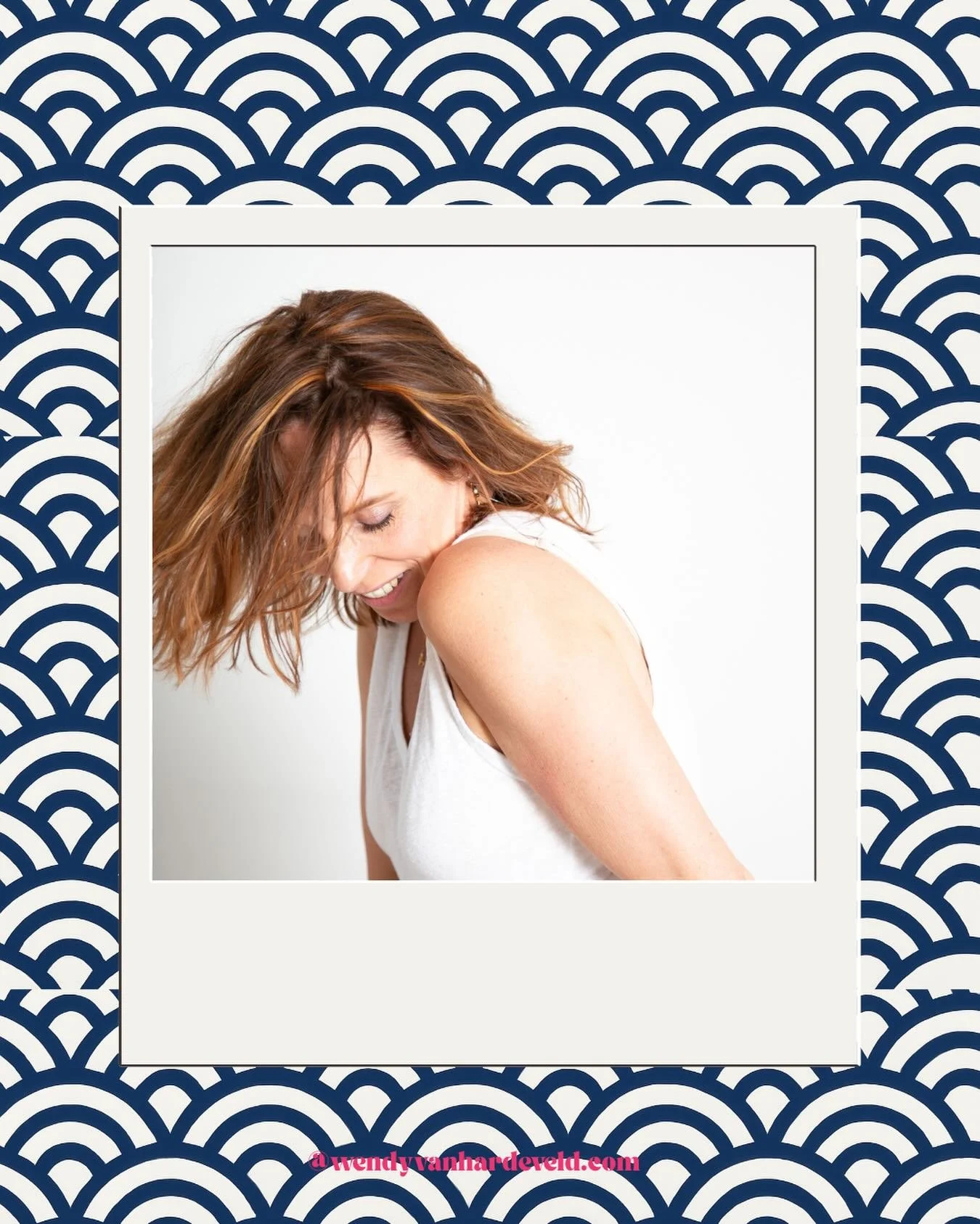 Het mooiste moment tijdens een shoot?

Als ze de achterkant van mijn camera ziet en zegt:
&lsquo;Wow... ben ik dat?&rsquo;

Elke keer weer.

Bijna alle vrouwen die bij me komen zeggen hetzelfde als ze een shoot boeken: &lsquo;Ik heb eigenlijk nooit g