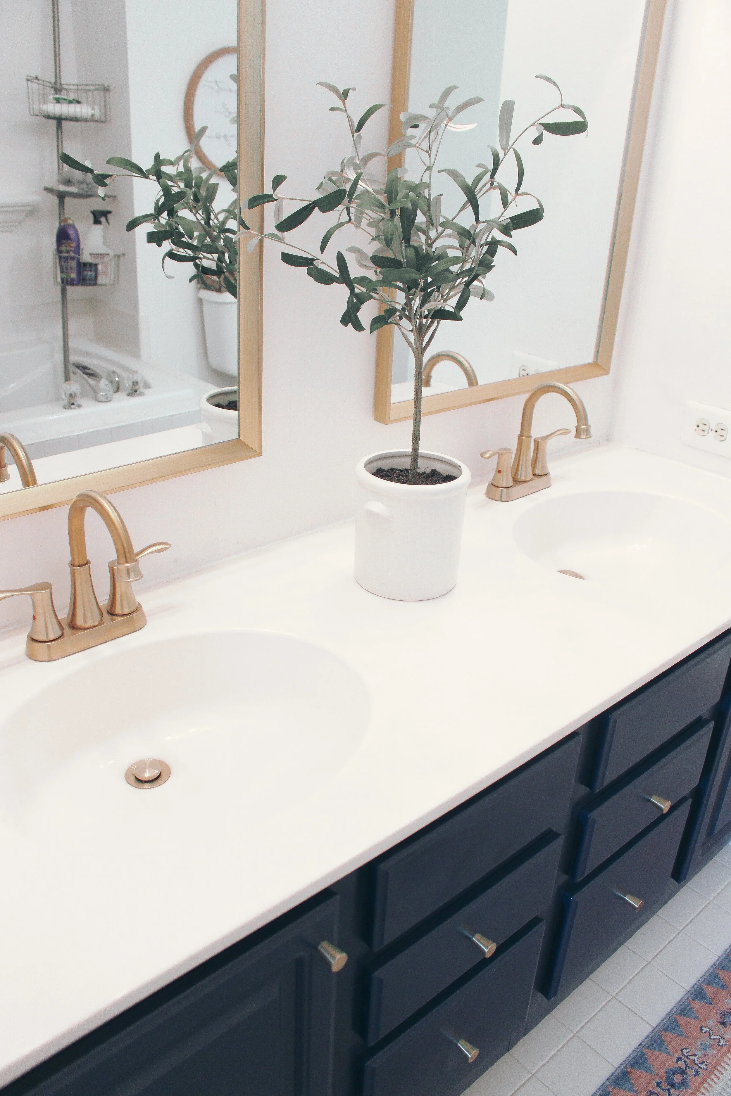 Refinishing A Laminate Vanity