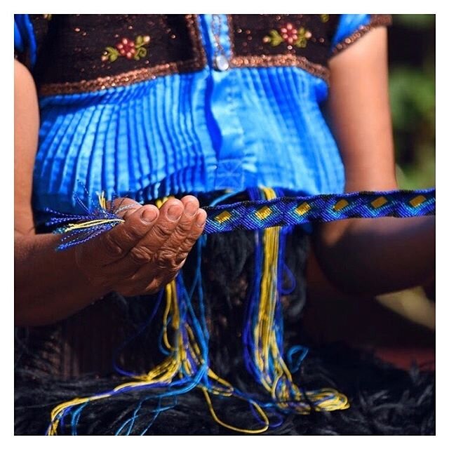 Dog collar carefully being made in the heart of Chiapas, Mexico. All of the artisans we work with are wonderful women and weaving has been part of their indigenous culture for years.
.
.
.
#dogcollars #dogaccesories #petaccesories #handmade #fairtrad