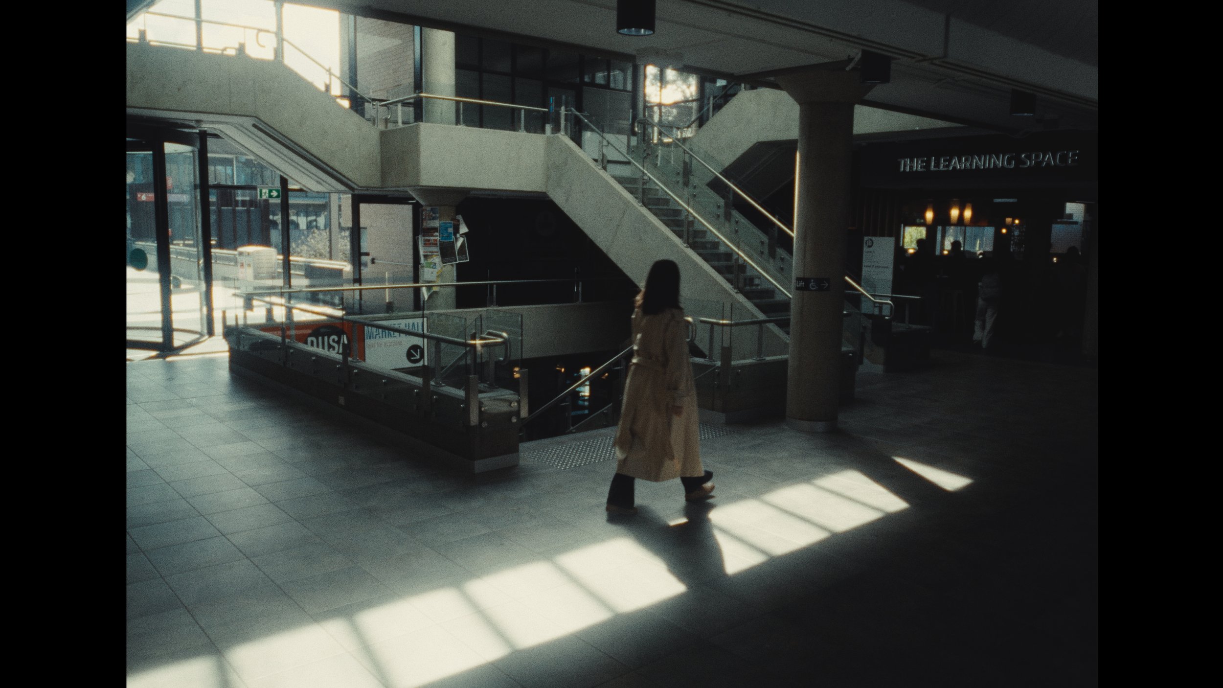 Deakin Alumni Frames_3.1.1.jpg