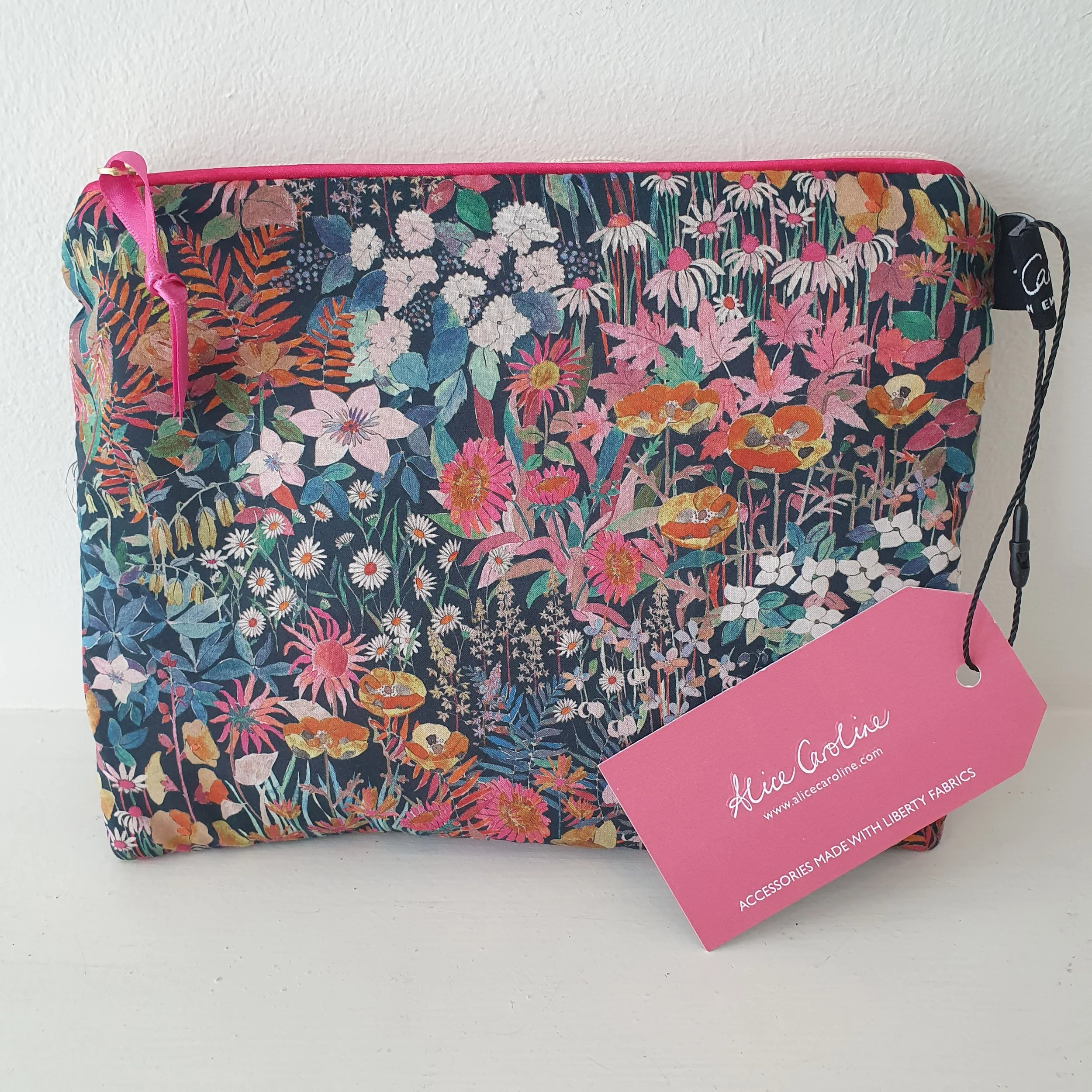 Medium Liberty Print Travel Pouch - 'Faria Flowers'