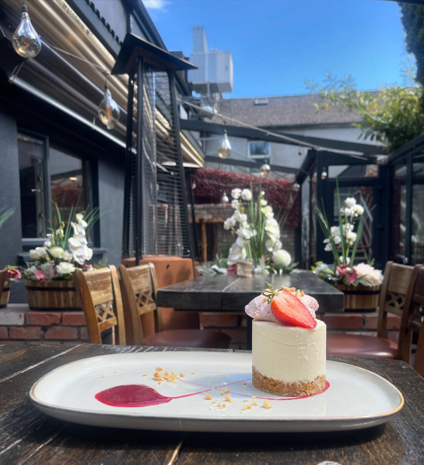 A Blue Sky &amp; Cheese Cake 🍰 What more do we need 🌞🌴 
#buffaloboysteakhouse #carrickonshannon #leitrim #gastropub #steakhouse