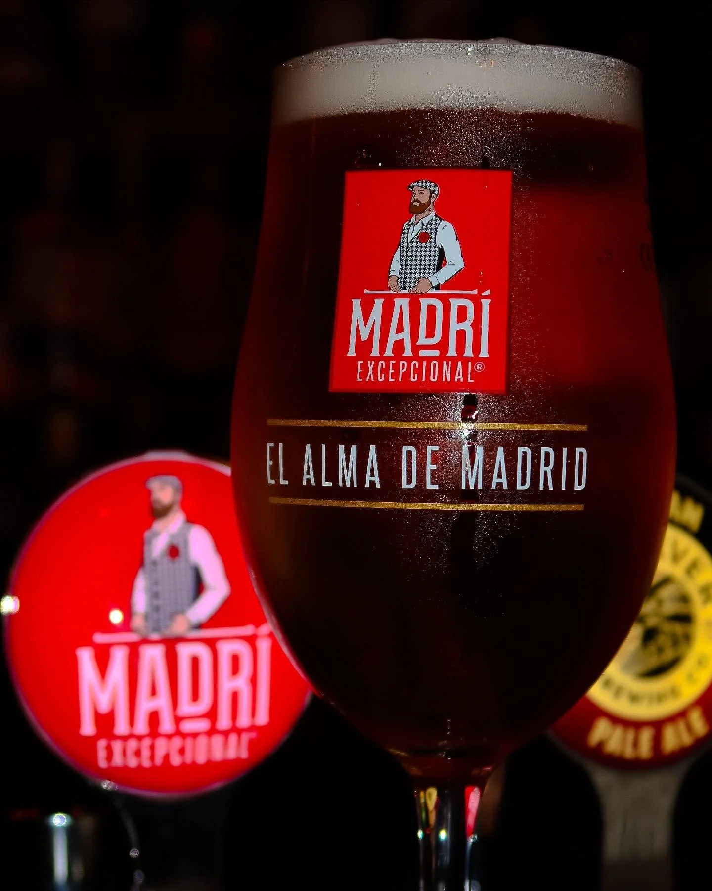 @madriexcepcional now on Tap at @buffaloboy_steakhouse 👌🏻🍺 
Refreshing Golden Lager from 🇪🇸 @heinekenireland #buffaloboy #carrickonshannon #leitrim #madri