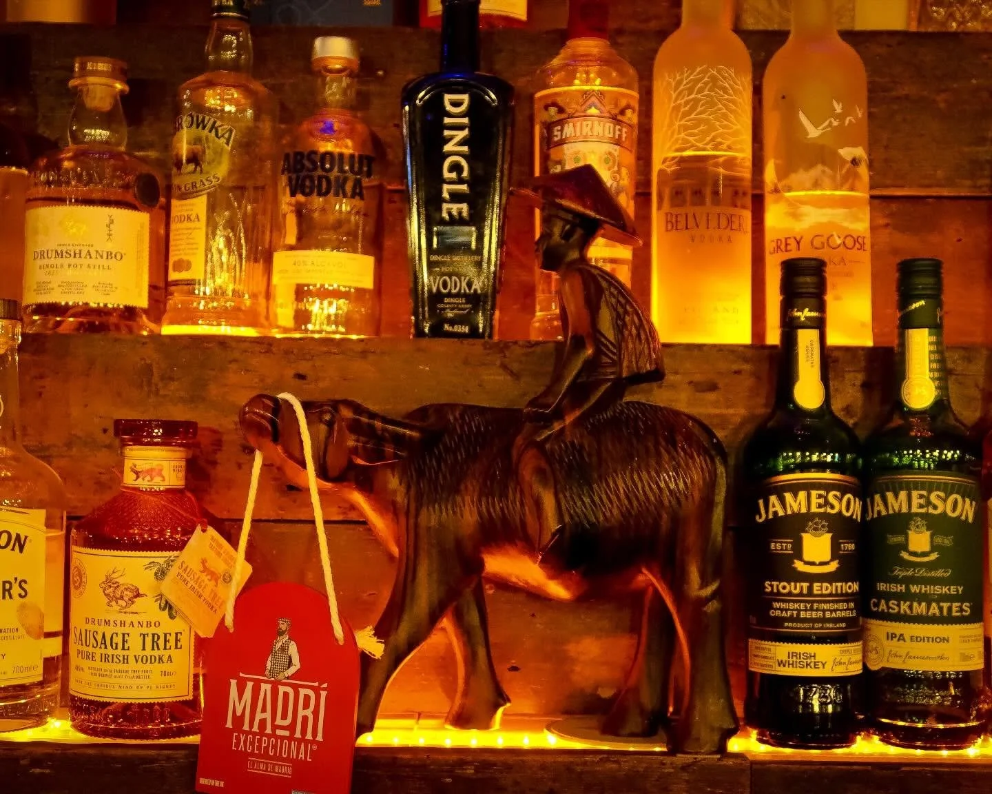 Buffalo Boy Magic 🥃🔥
#buffaloboy #carrickonshannon #leitrim #roscommon