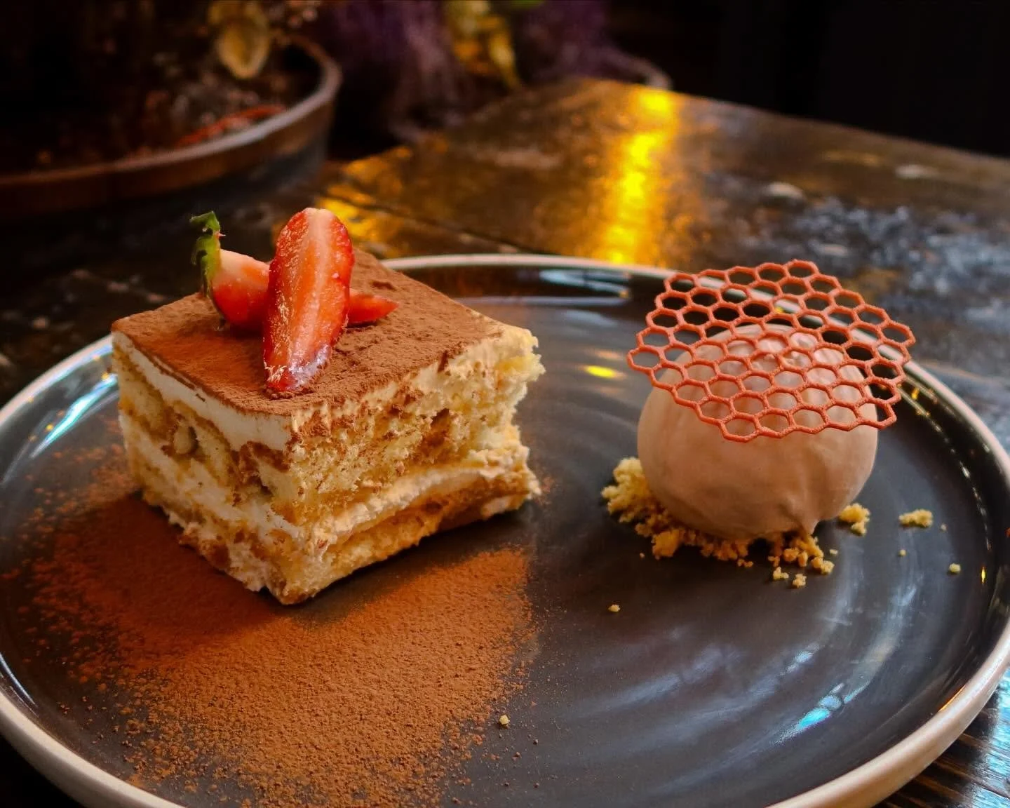Dessert Special 🍧👌🏼Classic Tiramisu served with Hazelnut ice-cream ✨✨
#buffaloboy #carrickonshannon #leitrim #roscommon #rivershannon