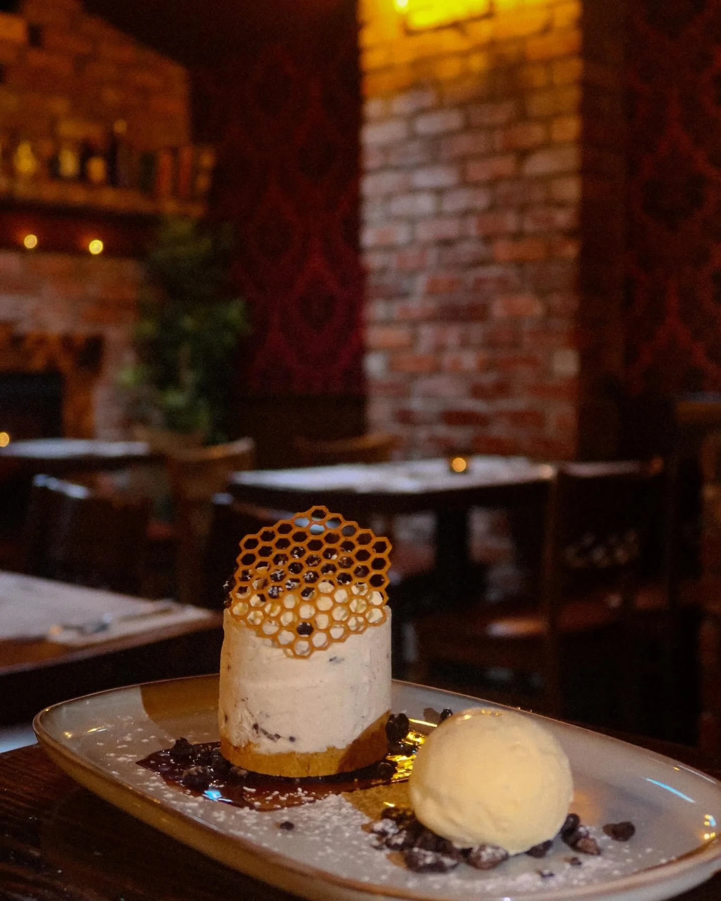 Cheesecake Special ~ Oreo Cheesecake served with Oreo Crumble &amp; Vanilla ice-cream 👌🏼
#buffaloboy #carrickonshannon #leitrim #roscommon