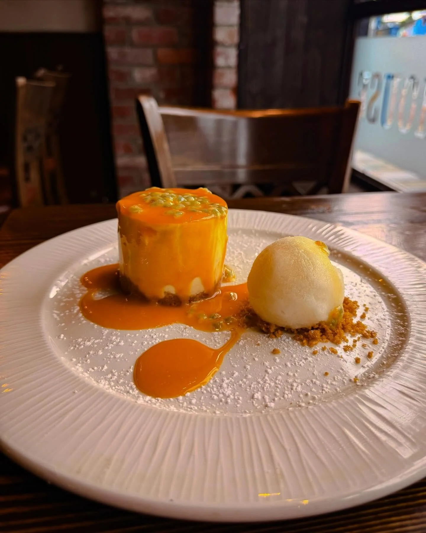 Cheesecake Special 🍧
Mango &amp; Passionfruit Cheesecake, served with Lemon Sorbet 👌🏼
#buffaloboy #carrickonshannon #leitrim #roscommon