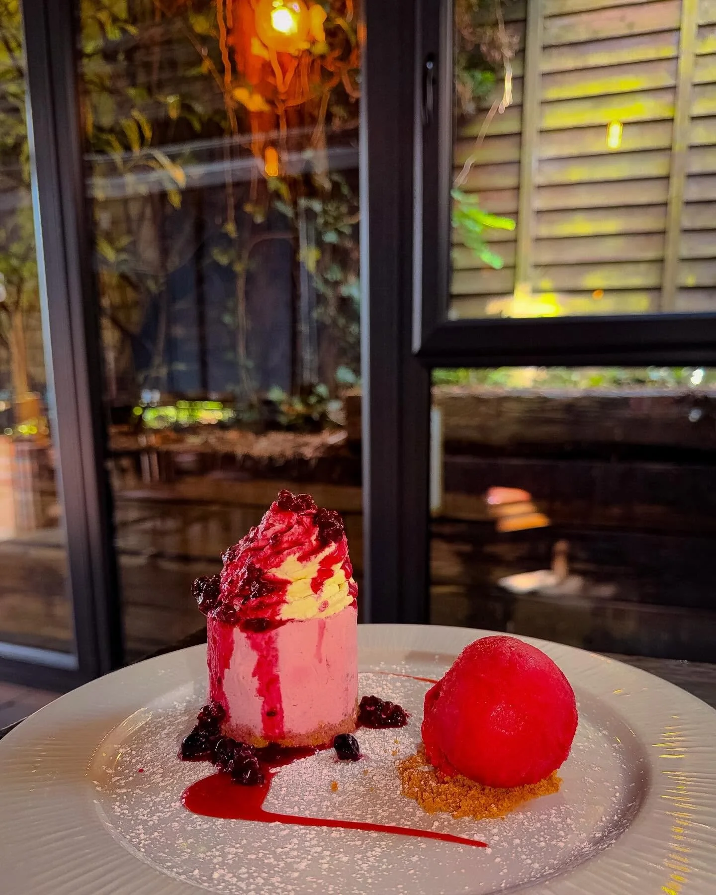 Cheesecake Special 🍧
Mixed berry cheesecake served with berry compote &amp; raspberry sorbet 👌🏼
Created &amp; 📸 by @sethu_r_ 
#buffaloboy #carrickonshannon #leitrim #roscommon