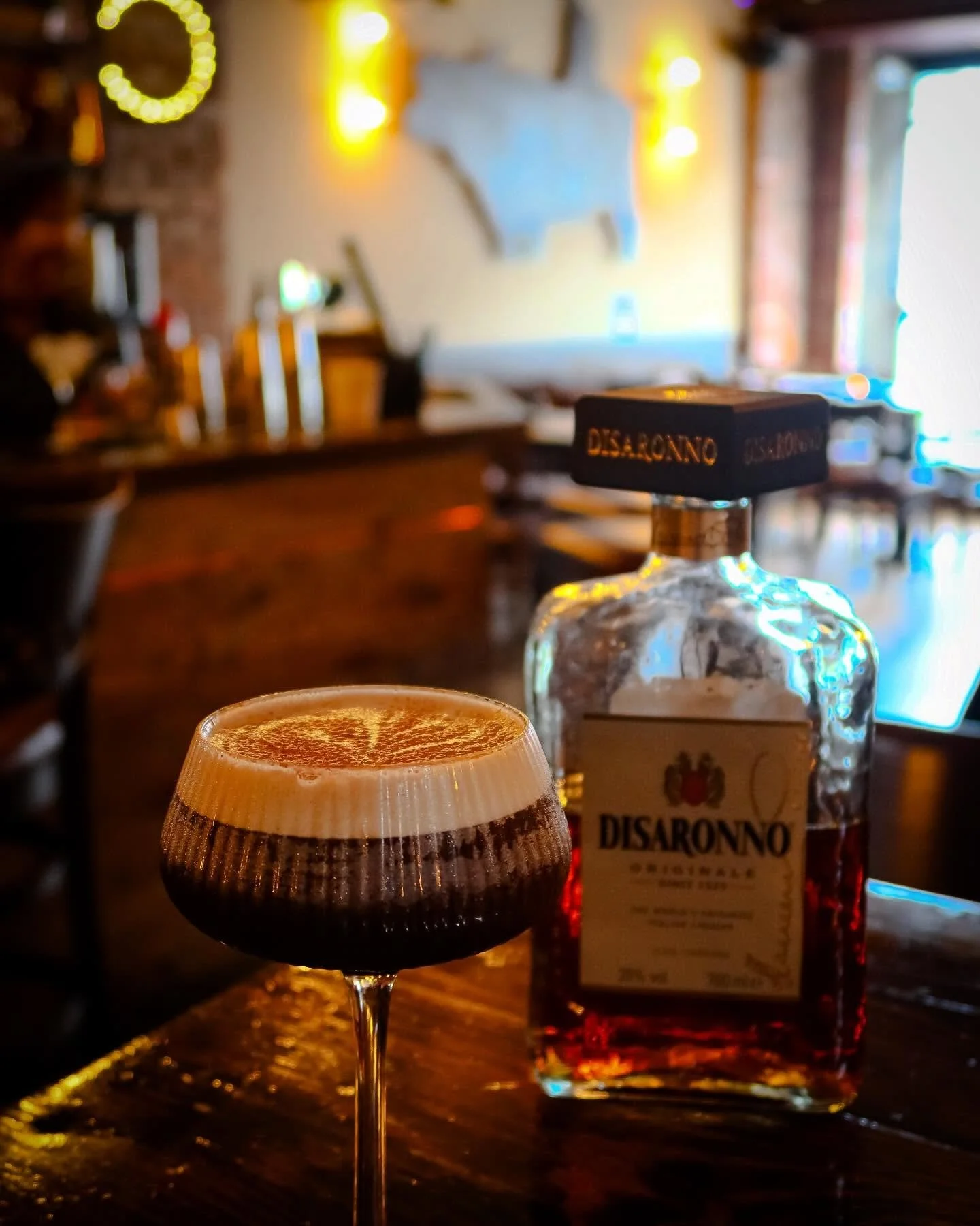 Cocktail Special ~ Espress-aronno Martini 👌🏼 Vodka, Disaronno, Coffee &amp; Sugar 🍸🍹🔥
Mixed &amp; Imagined by @niamh.reynolds_ 
📸 by @amber_harte16 
#buffaloboy #carrickonshannon #leitrim #roscommon