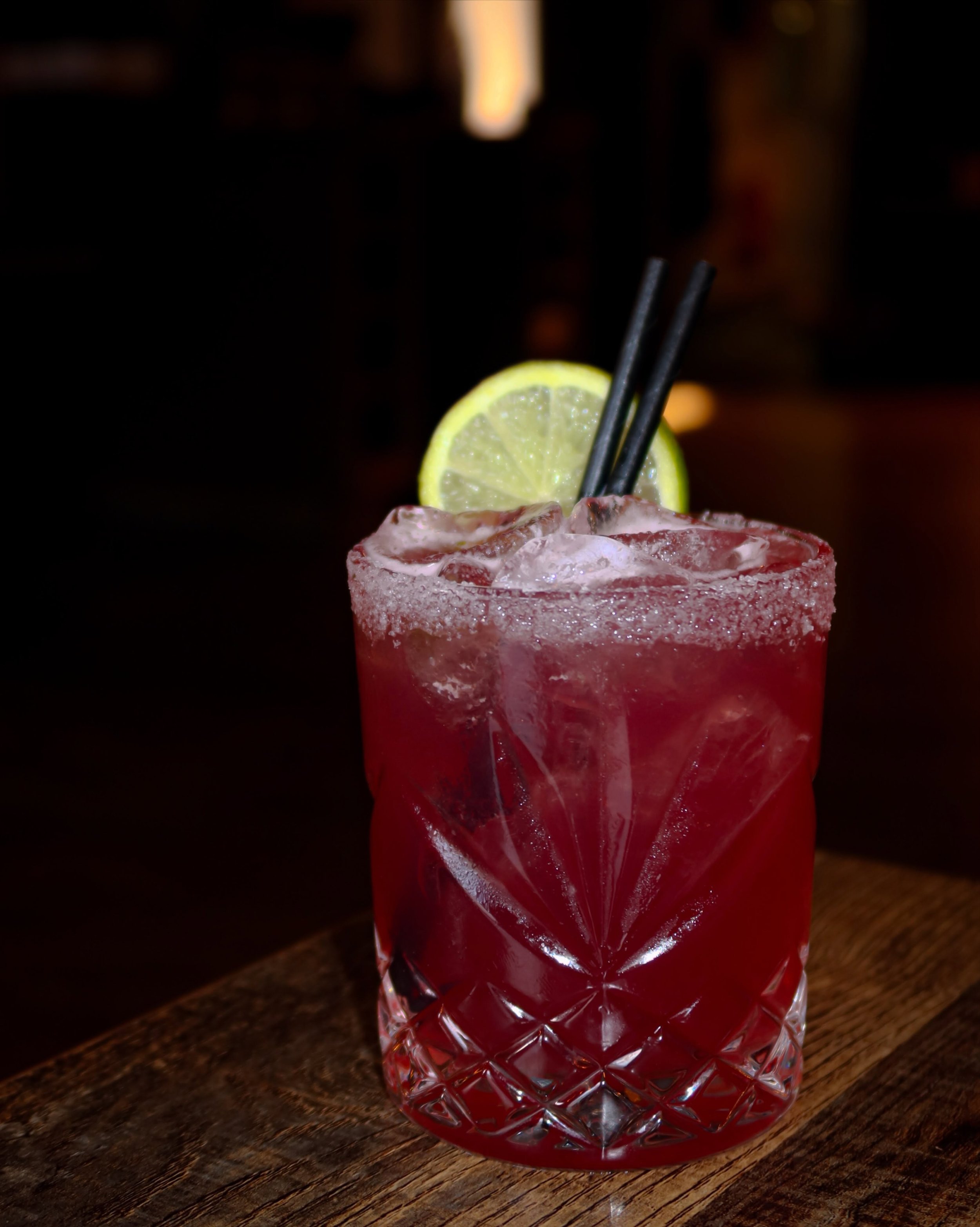 Cocktail Special 👌🏼 Flirtini Bloom ~ Tequila triple sec cranberry juice hibiscus &amp; lime🍹
#buffaloboy #carrickonshannon #leitrim #roscommon