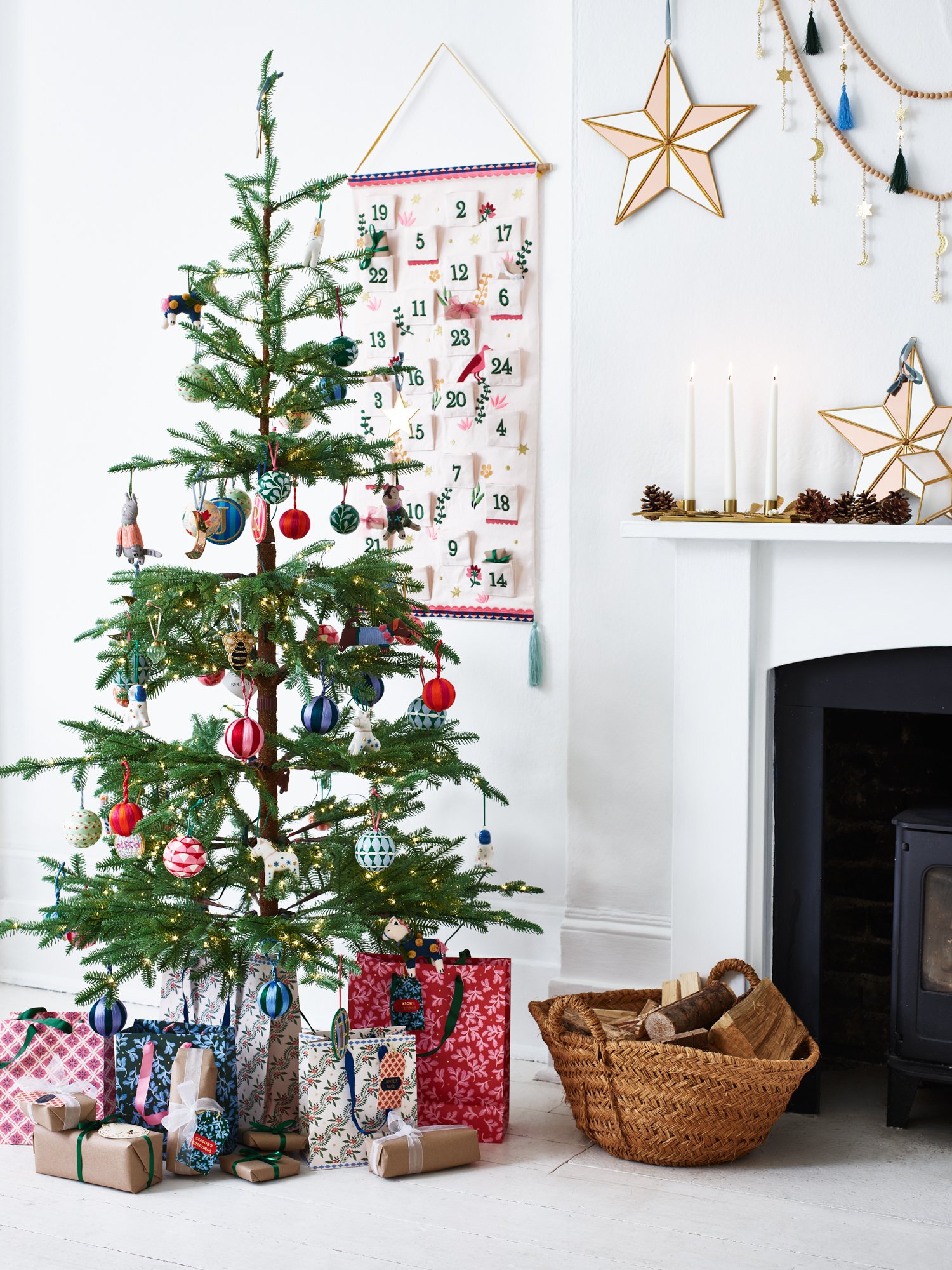 Christmas_Tree_Room_01.jpeg