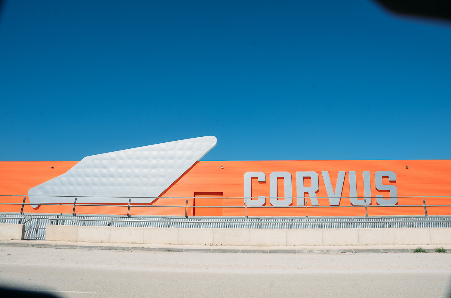 Corvus_7-5.jpg
