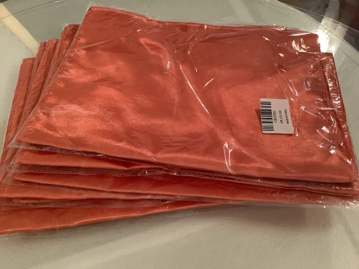 BRAND NEW Coral Satin Runners.jpeg