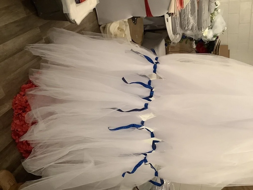 Tulle Pew Hangers.jpeg