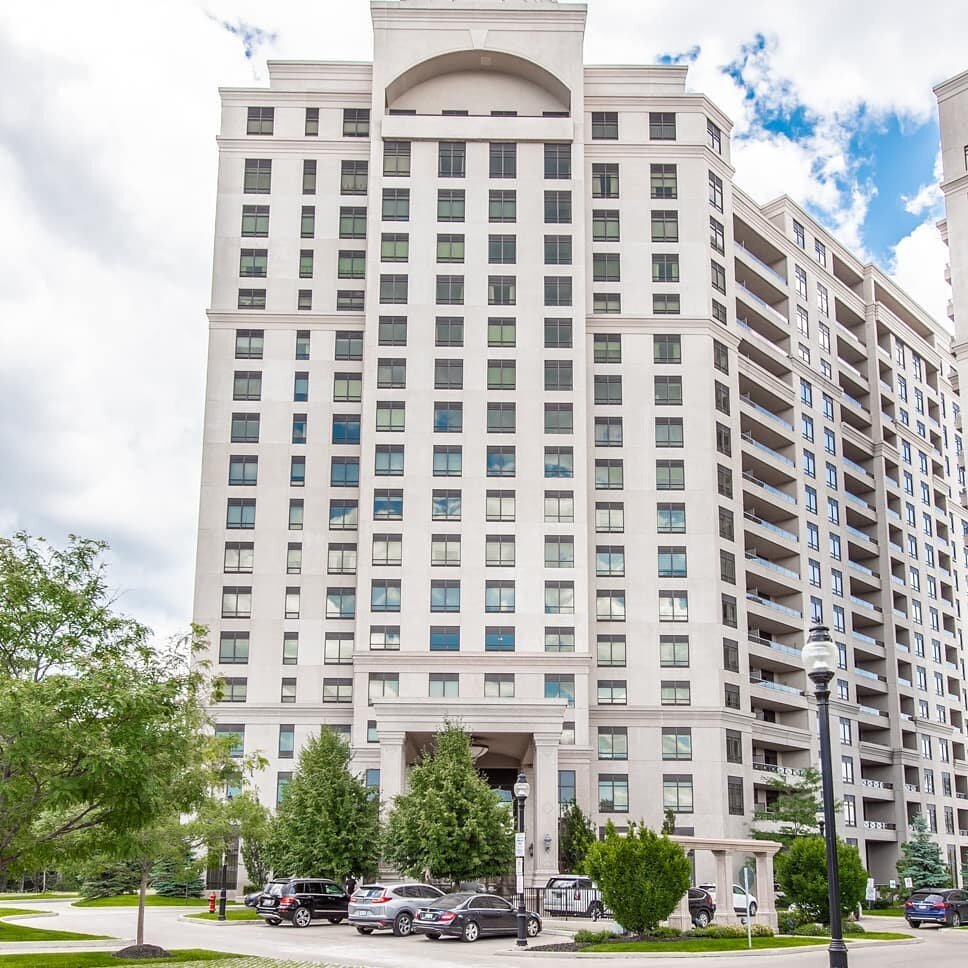 💥💥FOR LEASE💥💥

9255 JANE ST UNIT 904

🏙️BELLARIA TOWER 4🏙️

1 BED + DEN WITH 2 BATHS. OVER 765 SQ. FT. INCLUDED PARKING AND LOCKER.

OFFERED @ $2,200/month

CONNECT WITH ME TODAY FOR MORE INFORMATION

MICHAEL VERRELLI, REALTOR, ROYAL LEPAGE REA