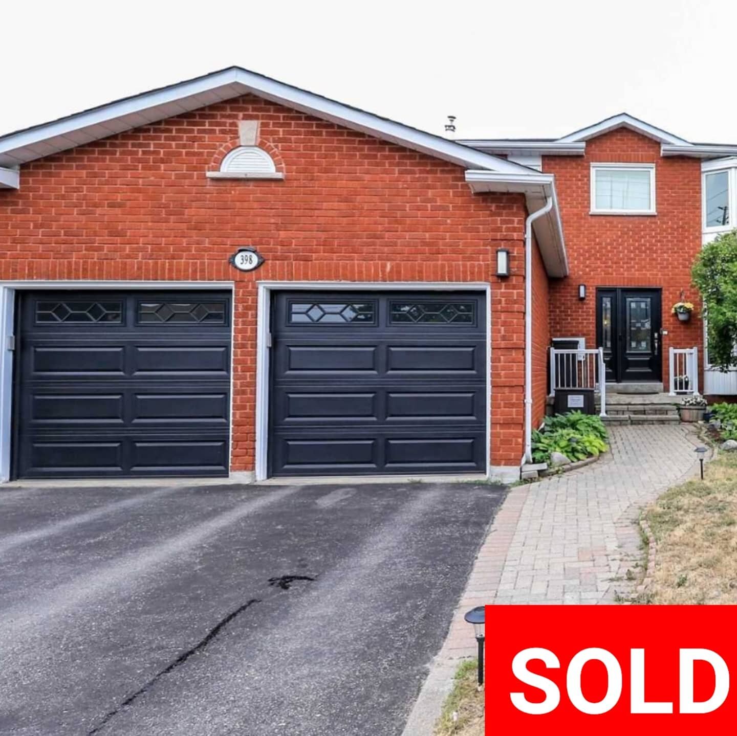 💥SOLD💥

CONGRATS TO MY CLIENTS FOR YOUR TRUST AND LOYALTY.

YOU TOOK A LEAP OF FAITH TO COME TO CANADA 4 YEARS AGO, WORKED HARD TO PROVIDE FOR YOUR FAMILY AND SAVED ENOUGH TO BUY YOUR OWN HOME. 🙏🙌🙌🏡

LOOKING FOR PROFESSIONAL REAL ESTATE EXPERTI