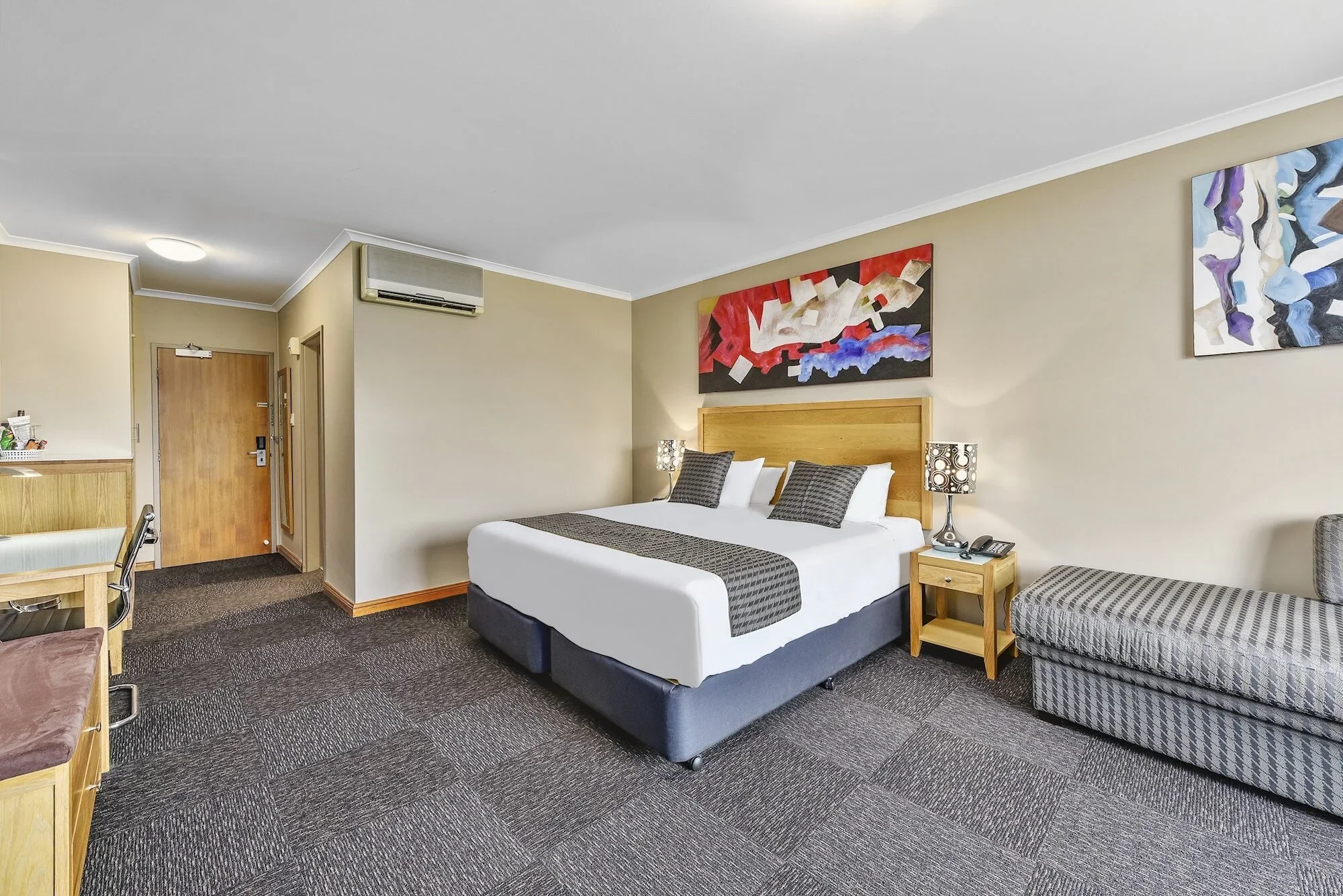 southgate-motel-hotel-accommodation-mt-gambier-2.webp