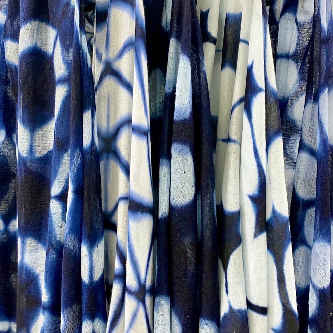 Workshop Next Sunday! 💙

Learn the basics of Shibori resist dyeing to create beautiful patterns on fabric with indigo dye. Details below:

The Art of Shibori Dyeing with Indigo
Sunday, February 25, 12 - 3 pm
Ages: Adults
Instructor: Diane Harrison @