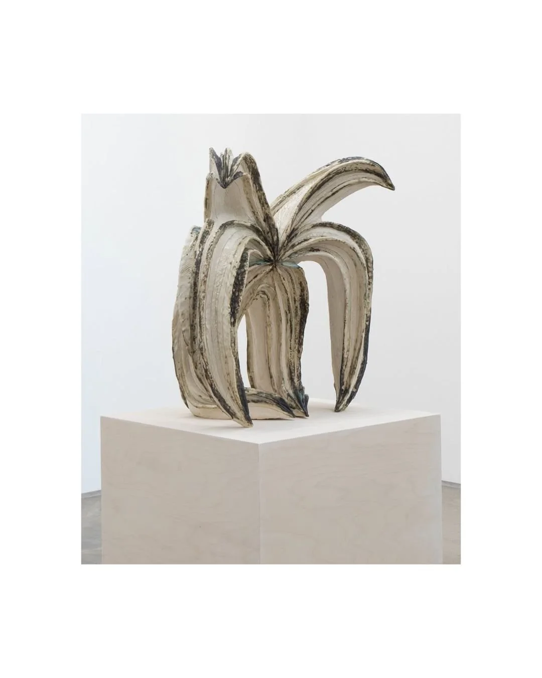 @a.melia.lockwood star, 2026, Stoneware and glaze, 59.7 x 49.5 x 39.4 cm #amelialockwood