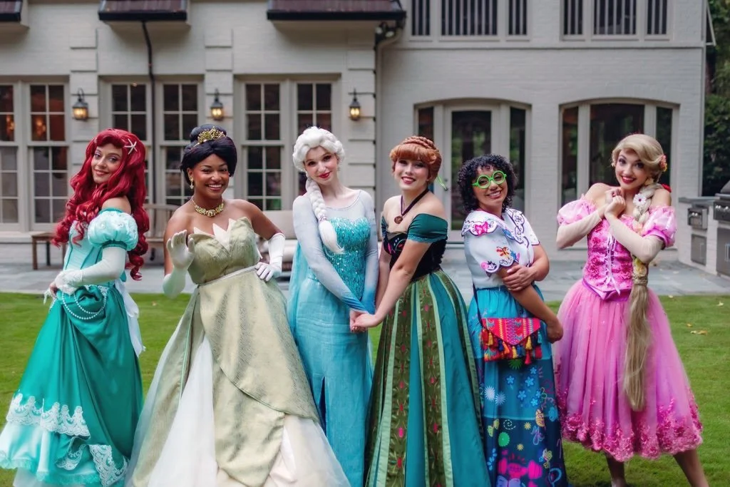 Because when a child believes they&rsquo;re meeting the real princess&hellip; that moment deserves to be done right. 🫶
&bull;
&bull;
&bull;

#AtlantaMoms #AtlantaBirthdayParty #PrincessParty #LuxuryKidsParty #AtlantaPartyPlanner