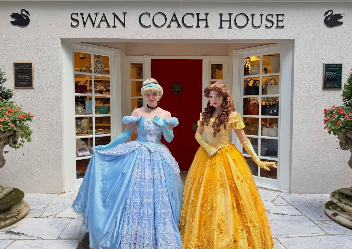 ✨ It&rsquo;s the most wonderful time of the year&hellip; The Princess Tea at the iconic @swancoachhouse 🩵🦢💛

We are so honored to help bring the magic to THREE sold-out tea parties at the most elegant event space in Atlanta&hellip; thank you for h