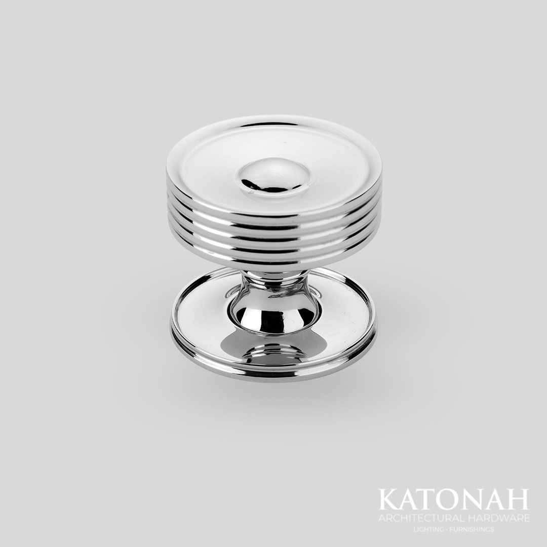 HEATHCOTE CABINET KNOB ON BACKPLATE