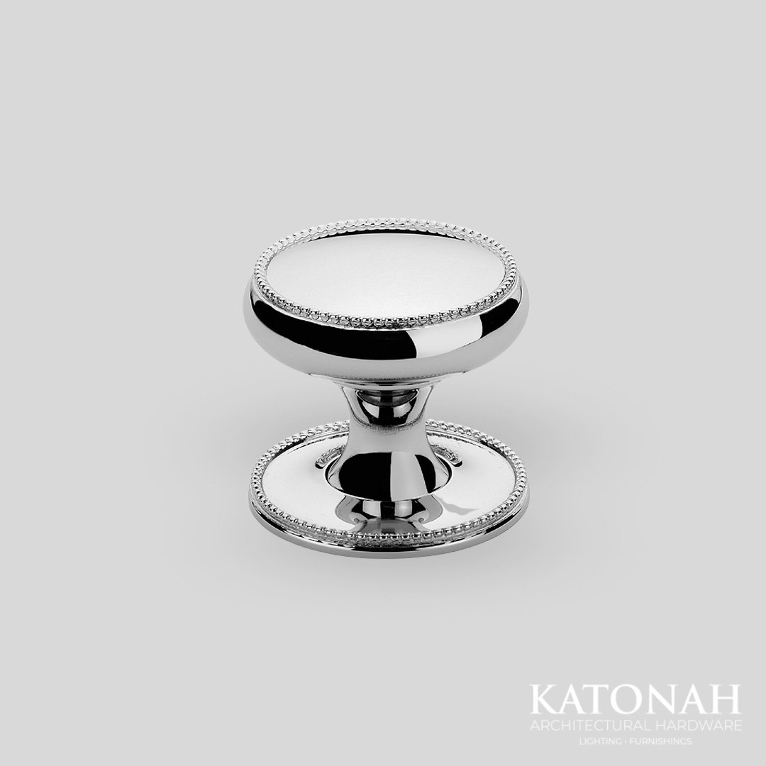 PRISCILLA CABINET KNOB ON BACKPLATE
