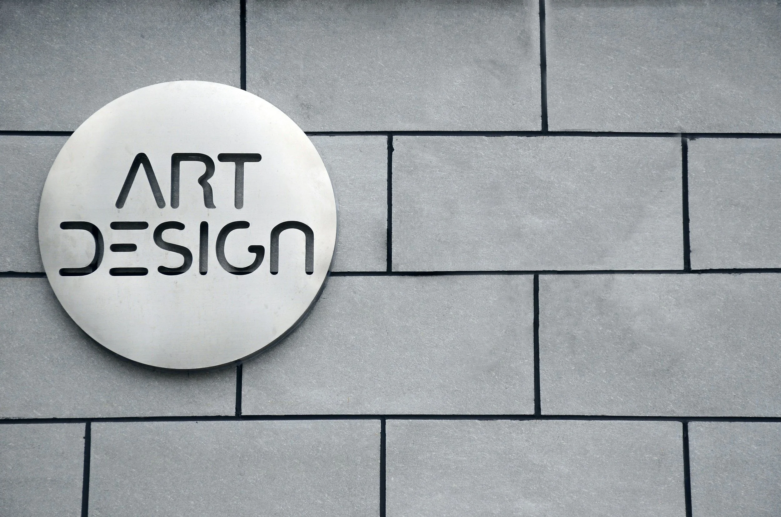 SOPHISTICATED CLOUD Global Lead Best Squarespace Web Designer expert in Basingstoke, Winchester, London, Hampshire, UK, Arizona, AZ. Bespoke websites for celebrities, sport personalities, elite and influencers