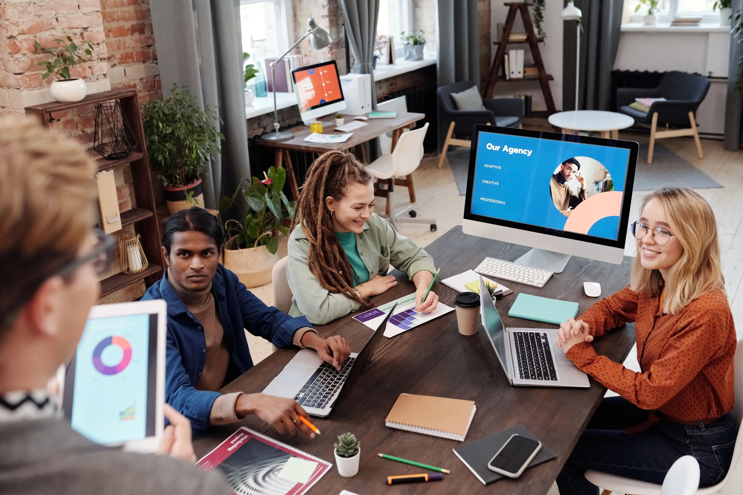 SOPHISTICATED CLOUD SQUARESPACE DESIGN STUDIO LONDON - Professional Athlets