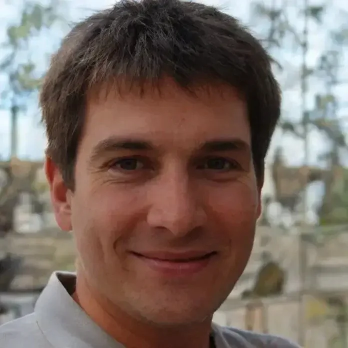 Guest Blogger at SOPHISTICATED CLOUD Squarespace web design