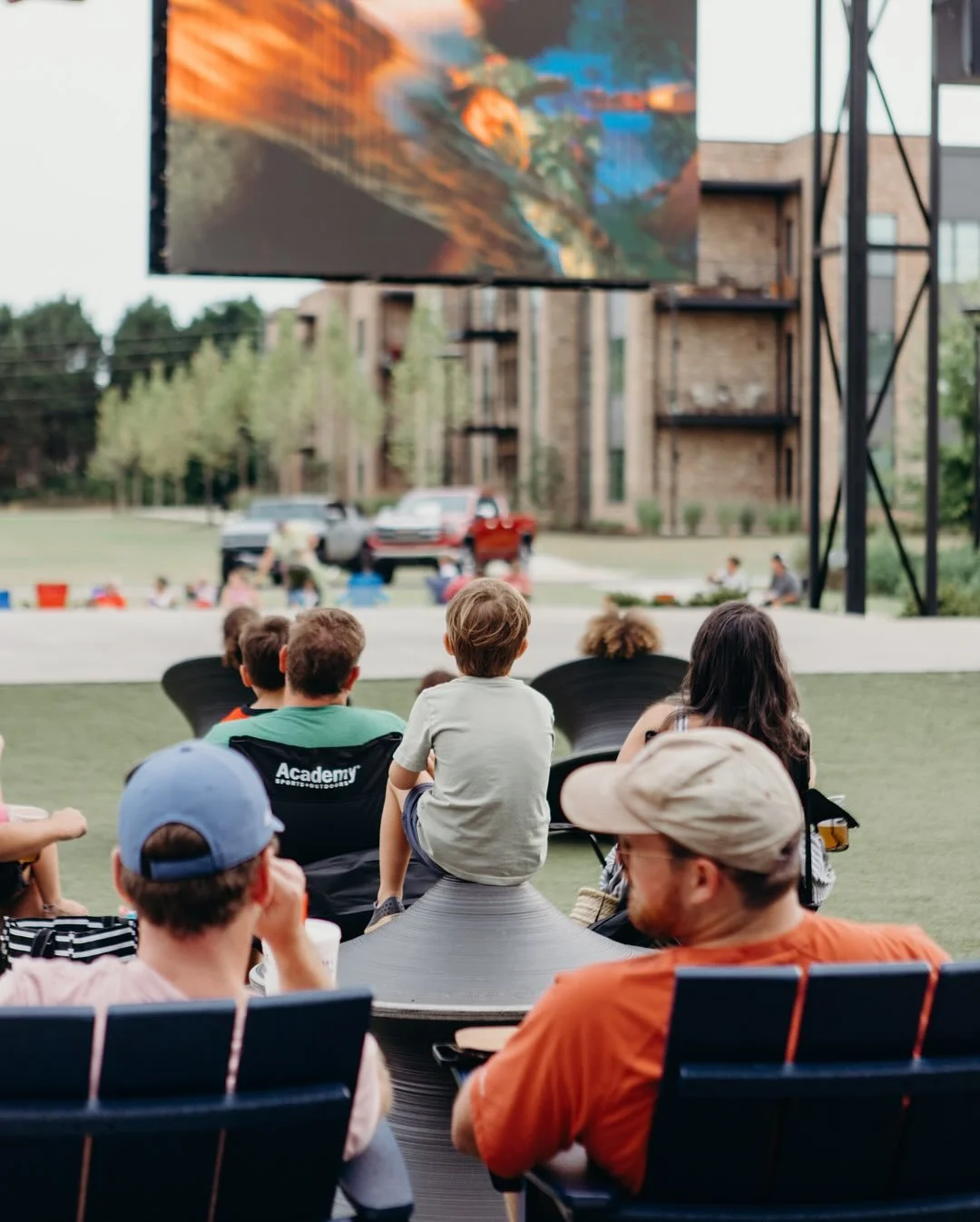 Everyone loves a busy weekend at Wire Park! 

Swing into the weekend with Movie in the Park tonight starting at 6:30pm. We will be watching Tarzan, so bring the whole family for a great night. 

Be sure to stop by @southmainbrewing for live music fro
