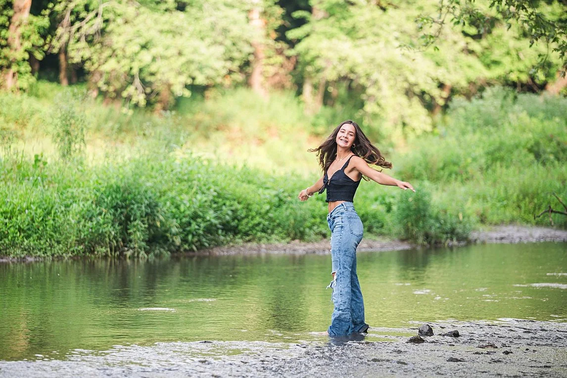 professional photographers near me senior pictures_0033.jpg