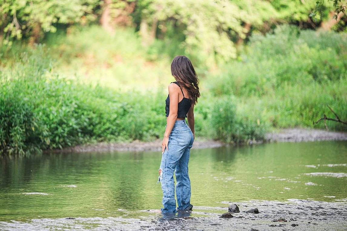 professional photographers near me senior pictures_0035.jpg