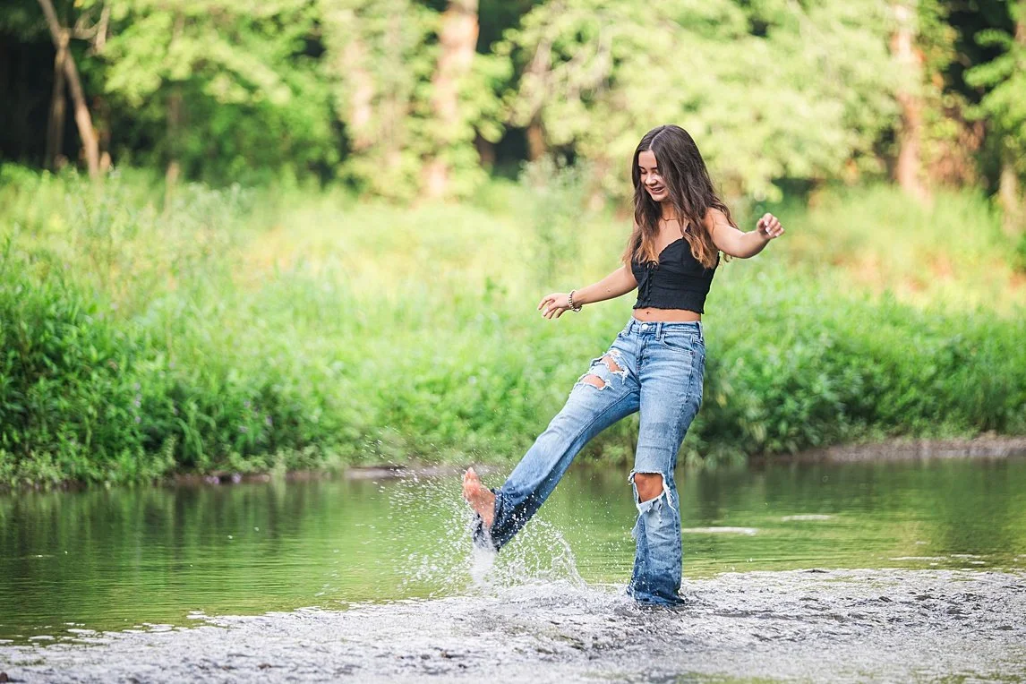 professional photographers near me senior pictures_0037.jpg