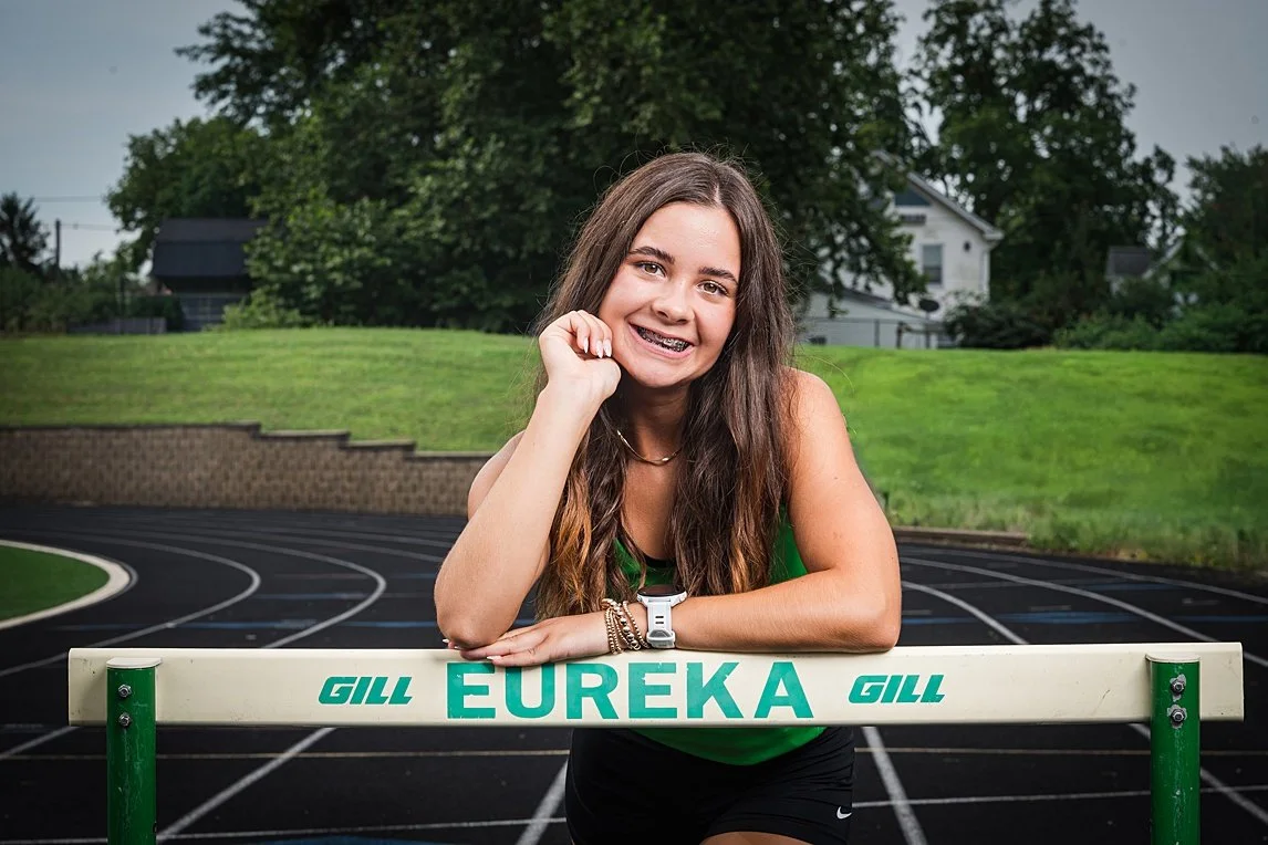 professional photographers near me senior pictures_0082.jpg