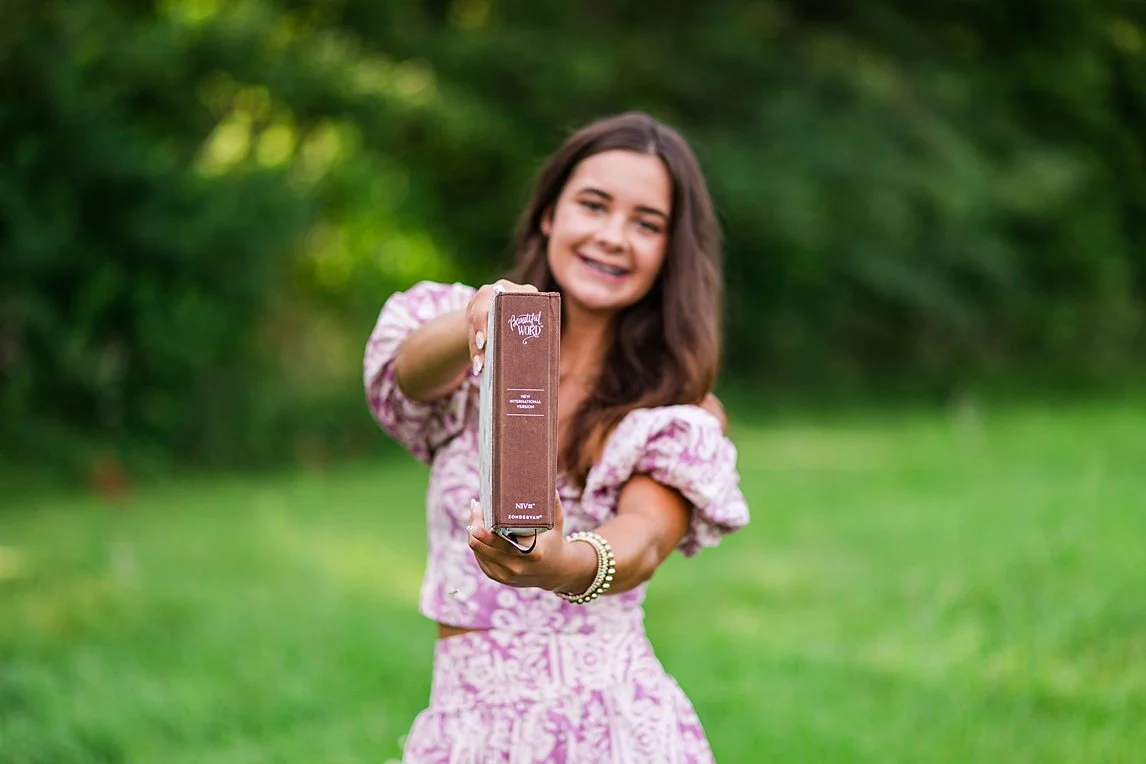 professional photographers near me senior pictures_0053.jpg