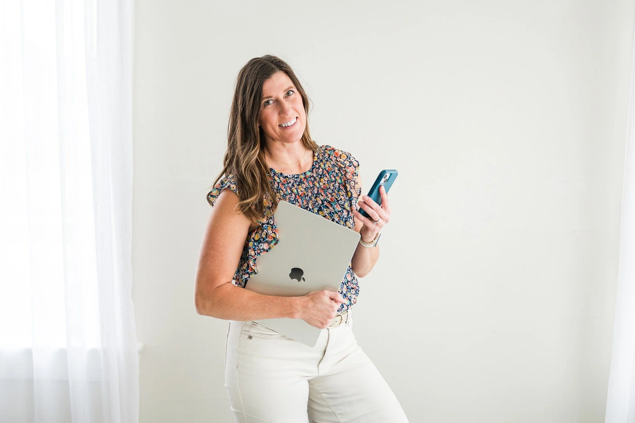 As the new year approaches, I&rsquo;ve been thinking a lot about alignment.

Some people do health resets, closet clean outs, dry Januarys, new habits. For me, I think it looks like stepping back from social media for a bit.

I&rsquo;m planning a pau