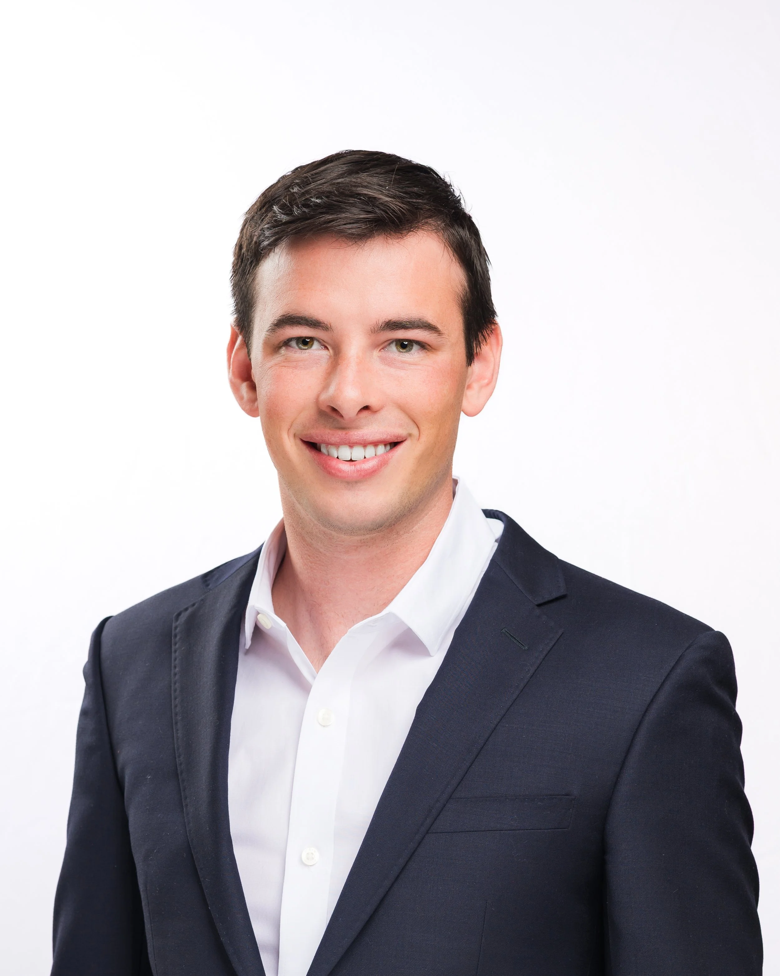 Modern professional headshots for LinkedIn in Bloomington Illinois