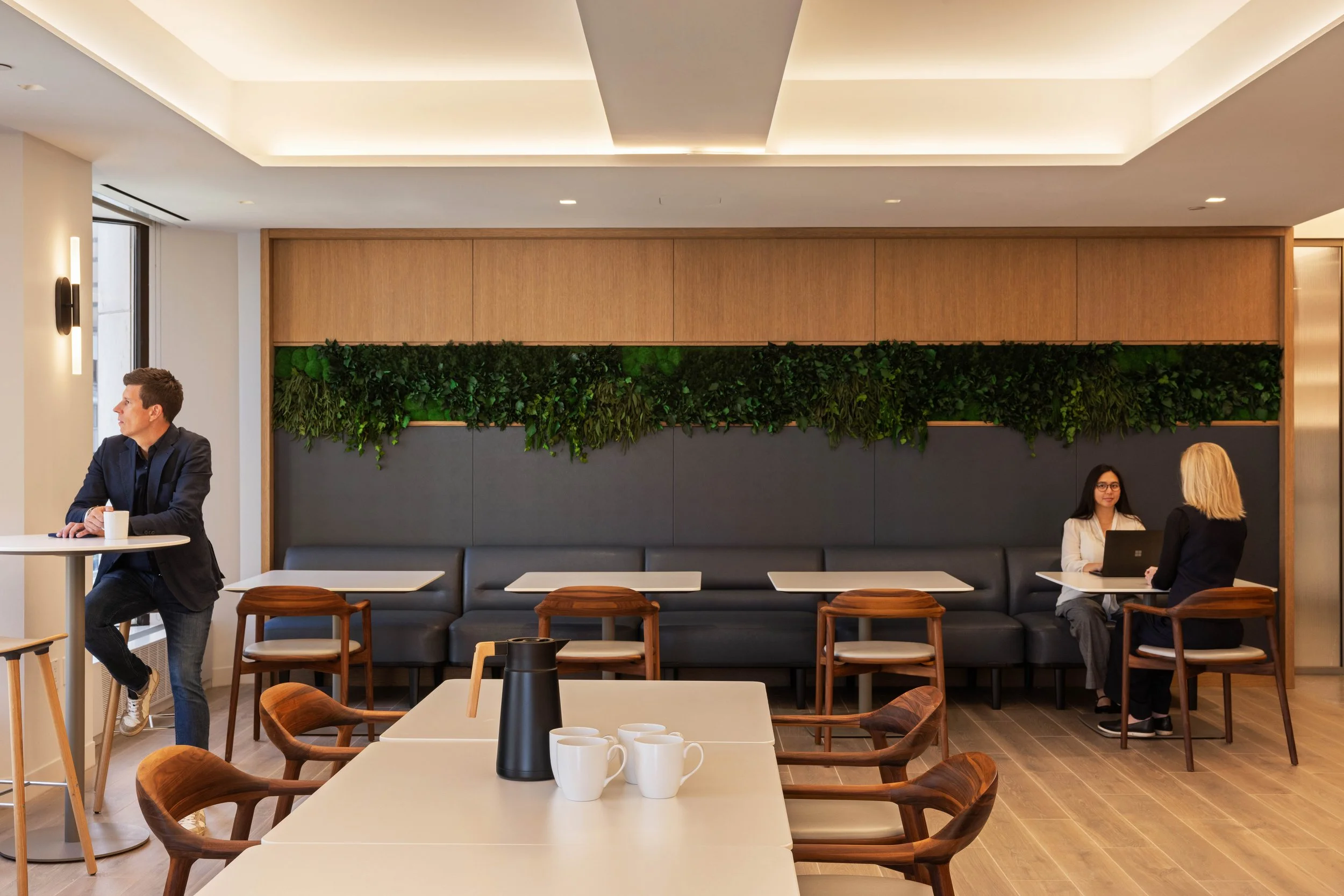 Cafe1.jpg