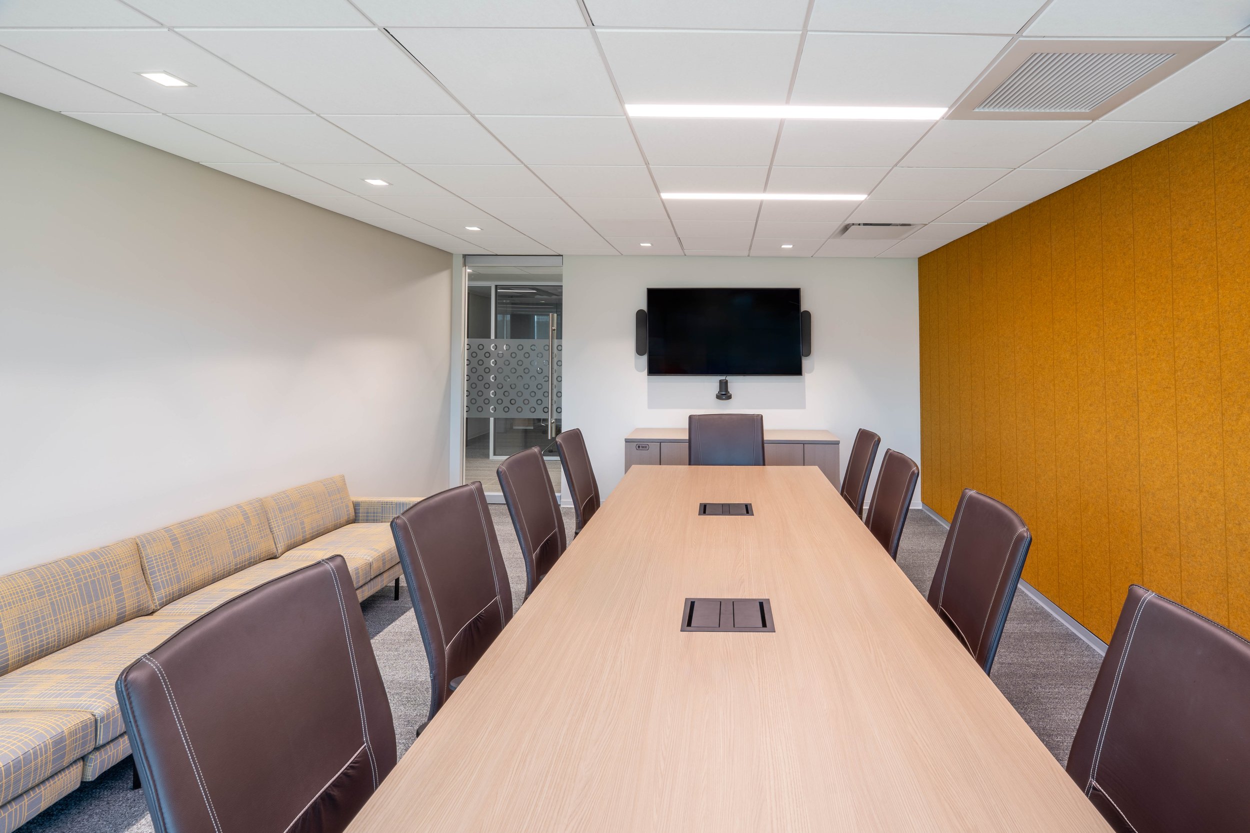 ConferenceRoom4.jpg