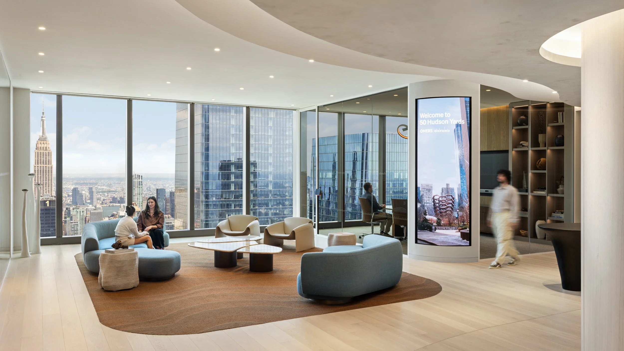 Lounge1.jpg