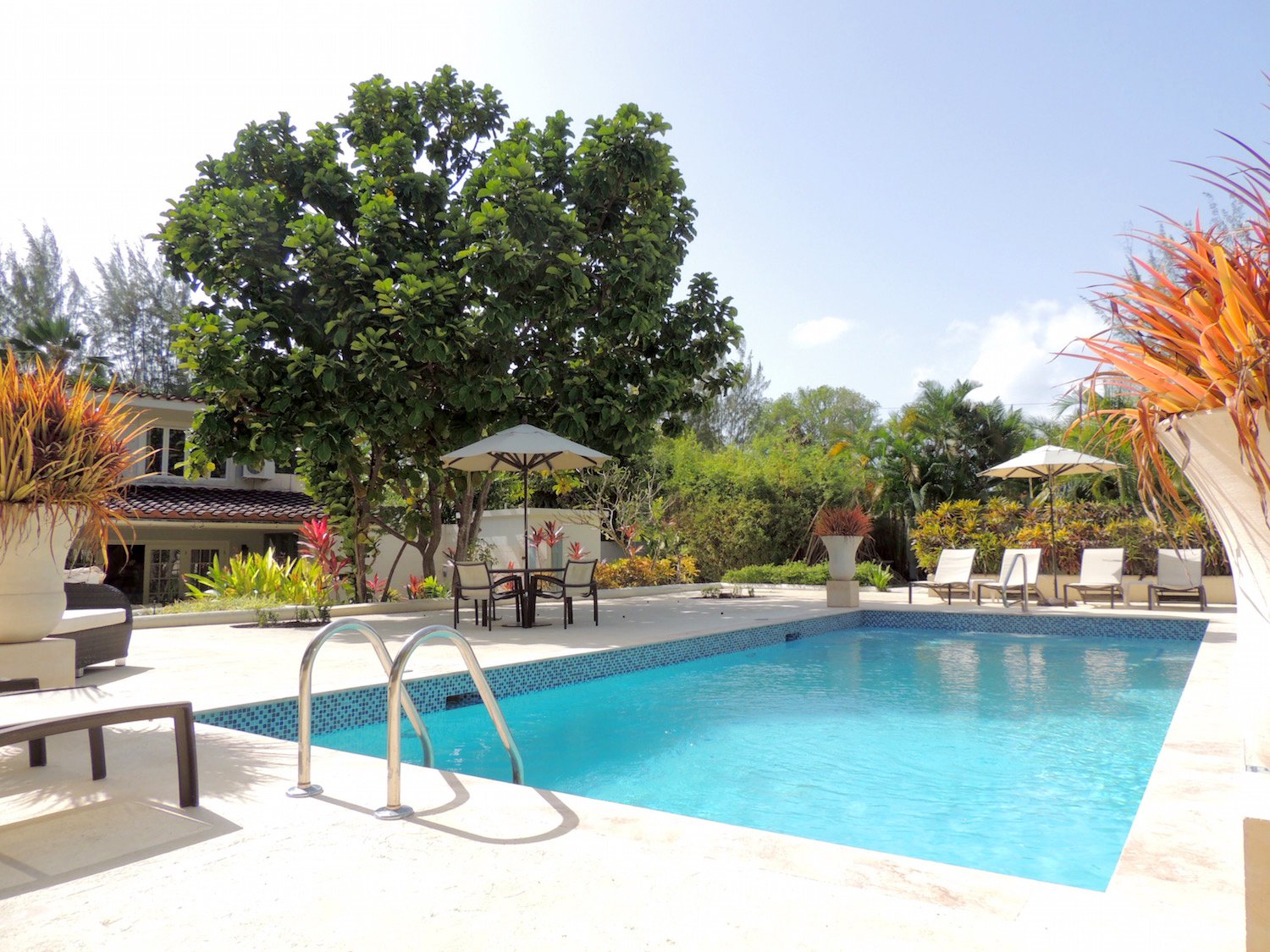 Capri-Manor-Barbados-rental-pool.jpg