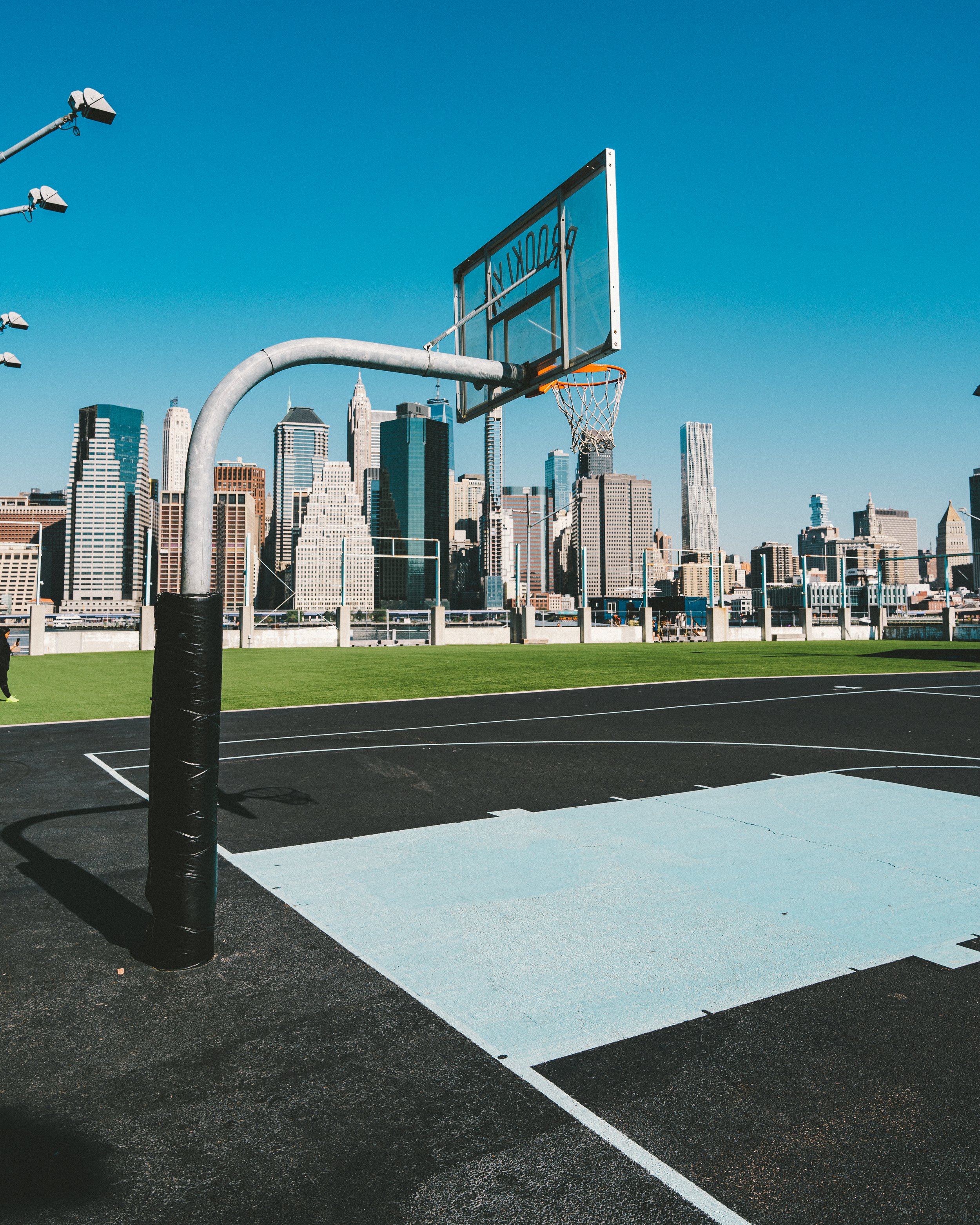brooklyn_bridge_park_hoops-17.jpg