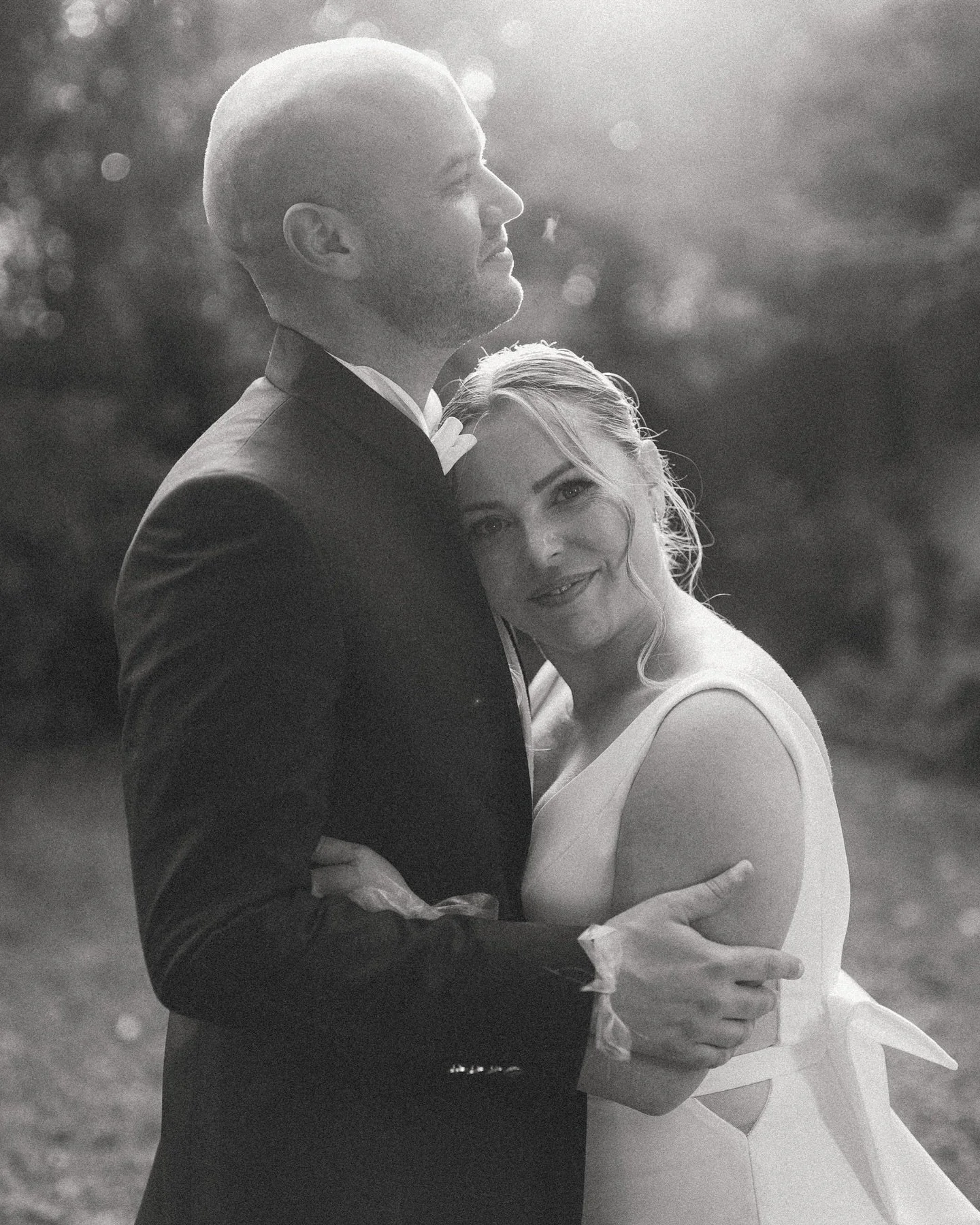 S&amp;M @villa12.ch ❤️
.
#hochzeit #hochzeitskleid #hochzeitsdeko #hochzeitstag #hochzeitsfotografie #hochzeitsfotos #hochzeitsideen #basel #baselcity #baselswitzerland #basel🇨🇭 #swiss #suisse #lovebasel #hochzeit2025 #hochzeitslocation #yesbasel #