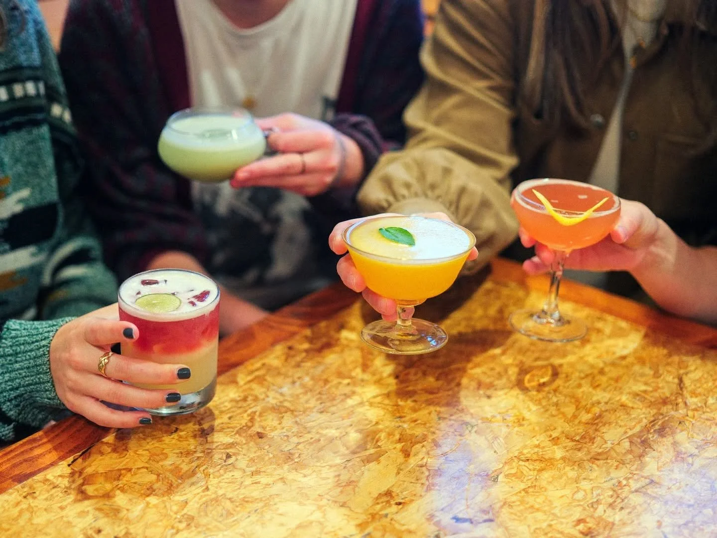 ⬆️ An accurate depiction of Friday ⬆️

Come see us to make all your Friday cocktail dreams a reality. Open 12-11pm 😘.

#ginlanedistilling #downtownkamloops #craftspirits #cocktailsofinstagram #yka360