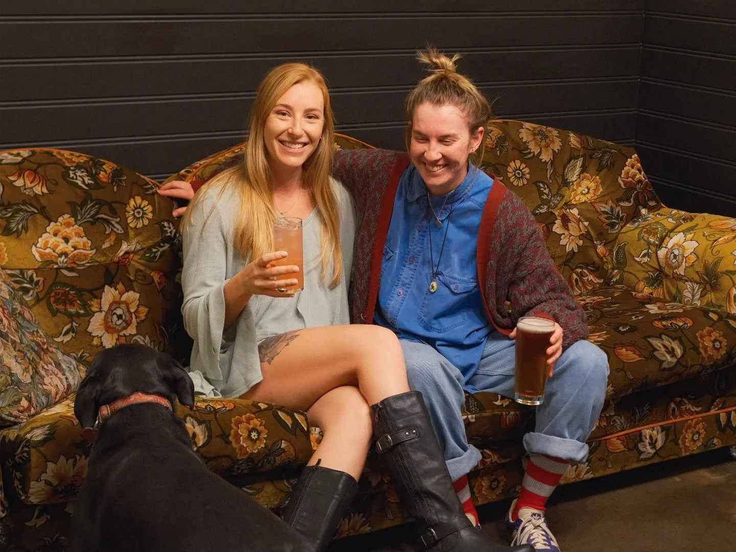 Remember - Friday cocktails &amp; beers with your besties is always a 10/10 plan.

Catch these two running the show this evening. Come by if you're fun.

[📷: @franklu.ca, 👯&zwj;♀️: Han &amp; Meg]

#ginlanedistilling #redcollarbrewing #downtownkamlo