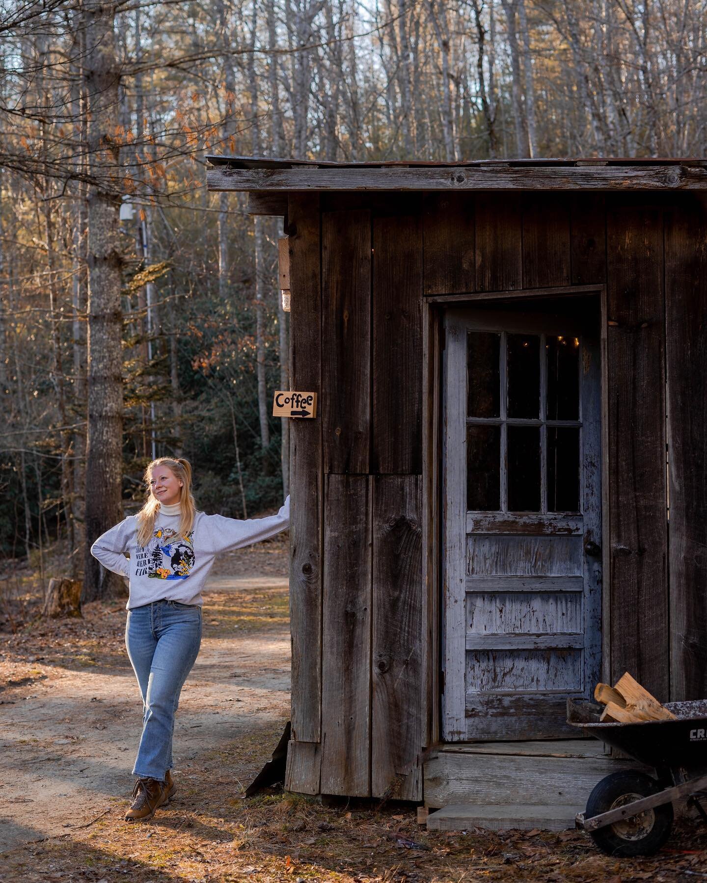 spent the week in the woods with one of my besties🌲🐻 

we took lots of photos, hiked and explored North Carolina! last night we stayed at the cutest hipcamp, it had this little coffee cabin that was a dream
camping+coffee=happy ryv 

this @indybran