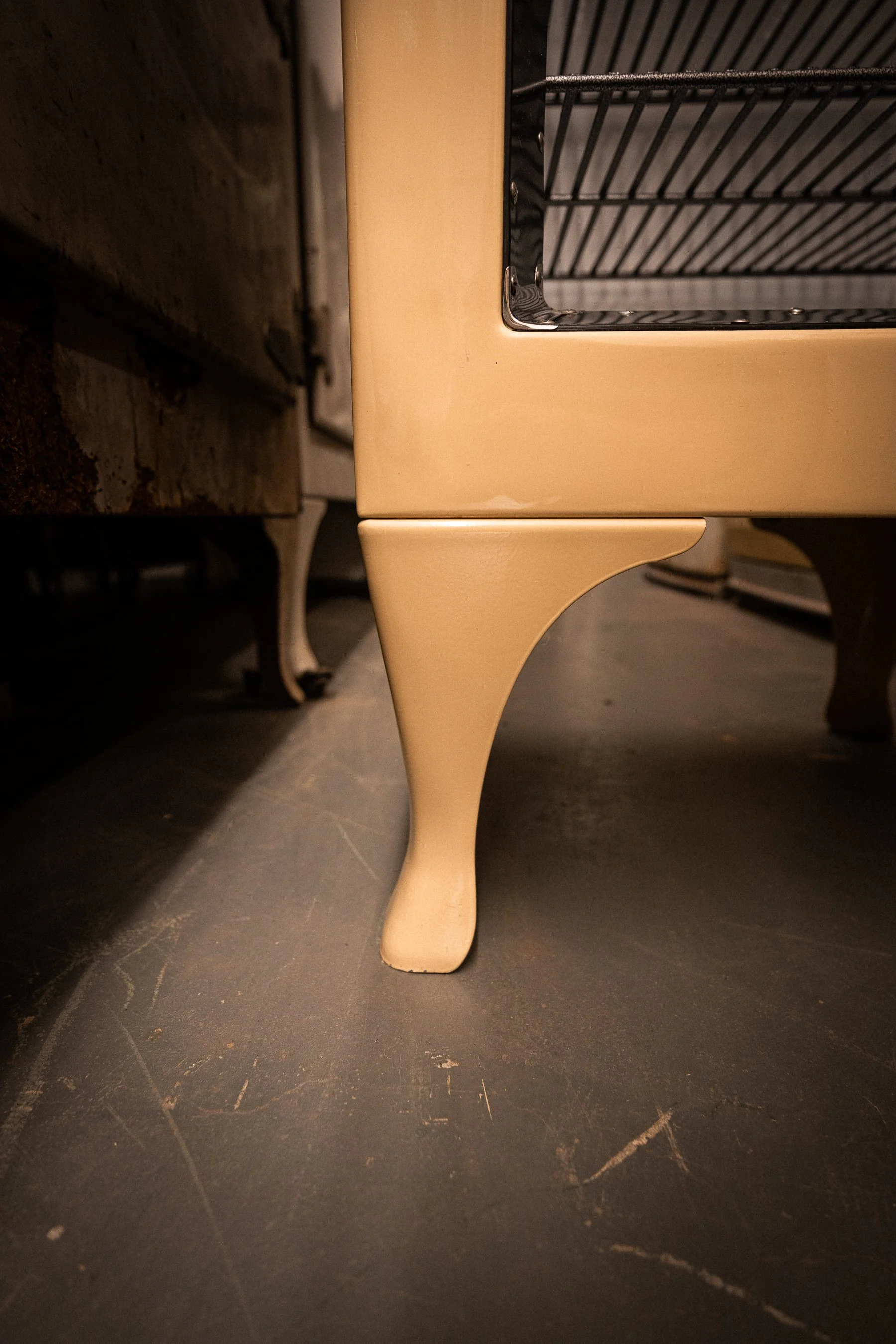 Monitor top jaune beige-7.jpg