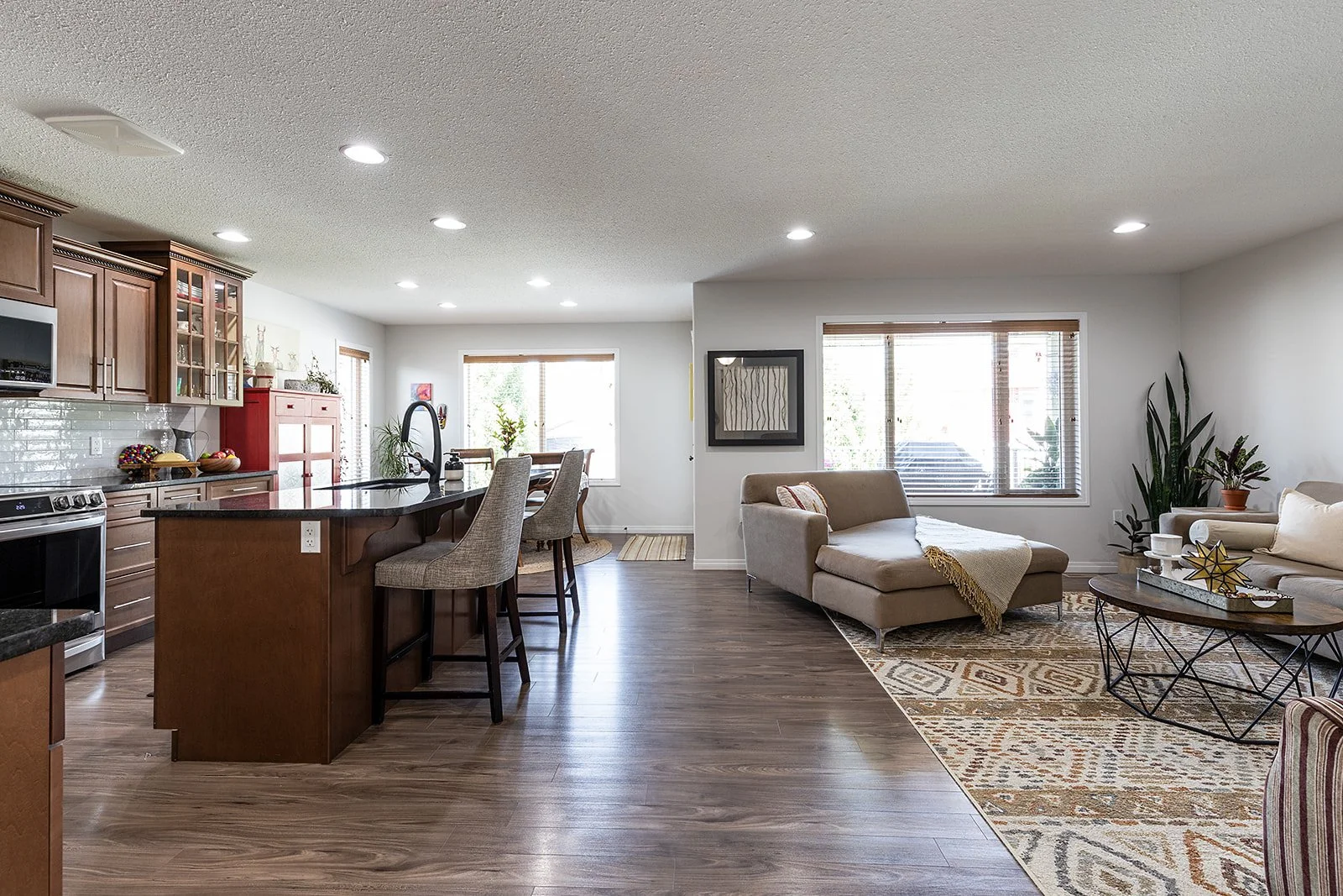 456 Somerside Place SE-8.jpg
