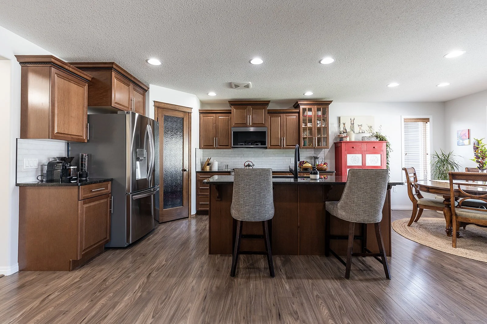 456 Somerside Place SE-14.jpg